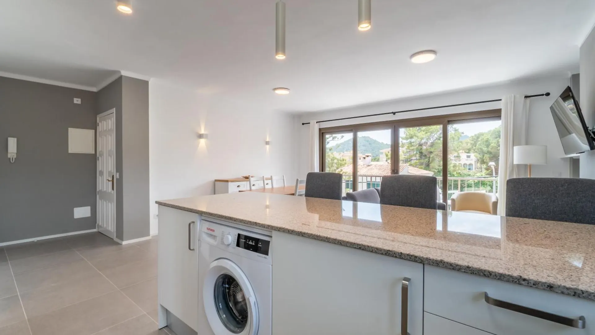 Ponent Cala Ratjada Apartments C