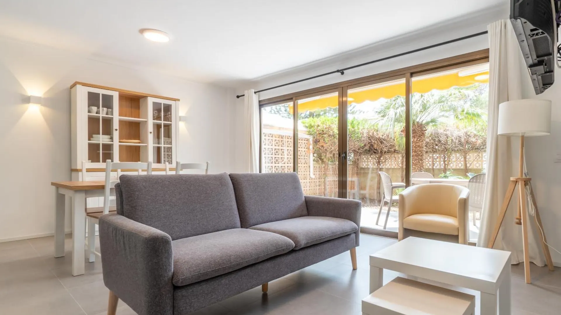 Ponent Cala Ratjada Apartments C