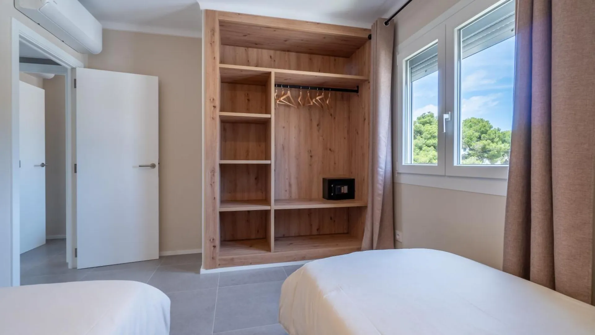 Ponent Cala Ratjada Apartments C